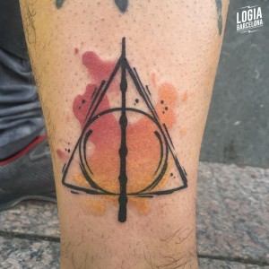 tatuaje_pierna_gometrico_logiabarcelona_toni_dimoni   